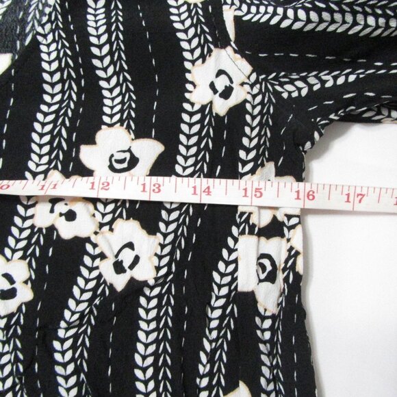 Express Black Floral Dress - Picture 7 of 9